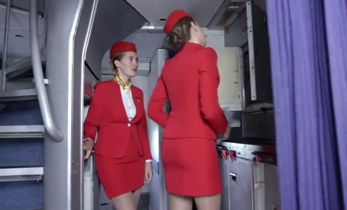 《法国空姐2019(多塞尔航空)》资源下载-法国空姐全集手机免费在线观看-高清完整版资源下载-法国空姐无广告播放